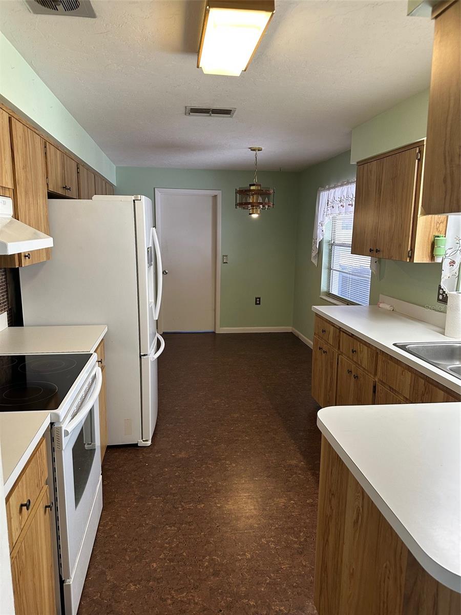 200 S DESOTO STREET, Beverly Hills, FL 34465