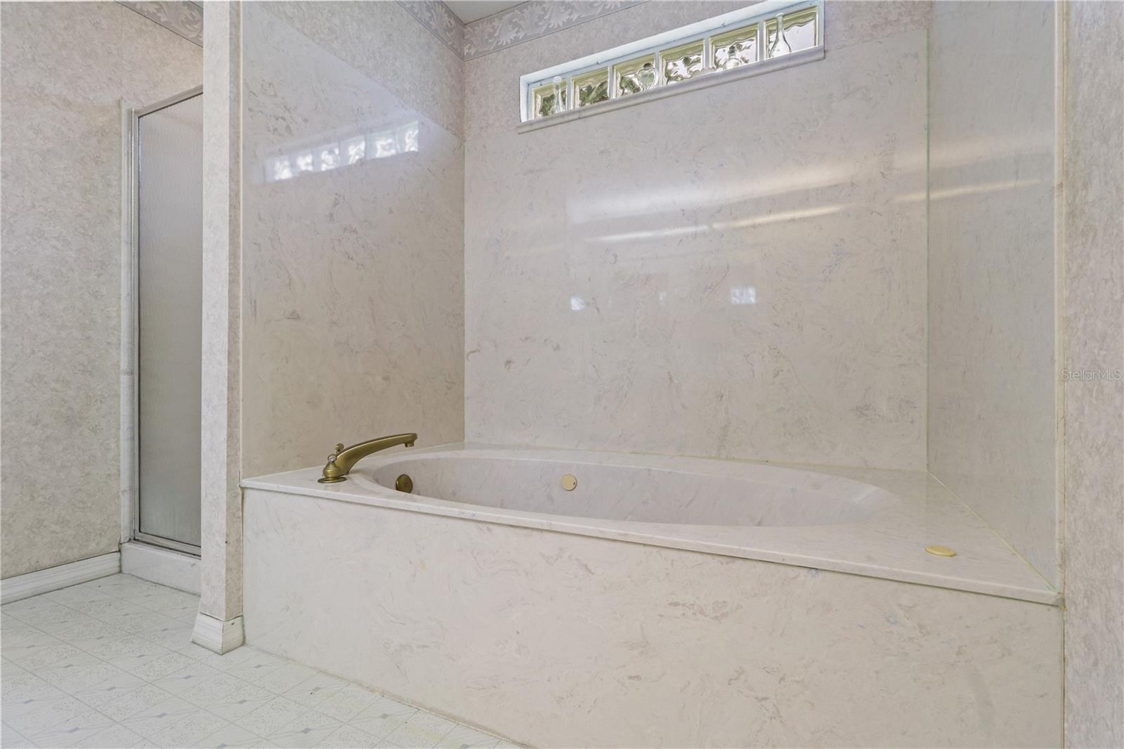 Garden Tub
