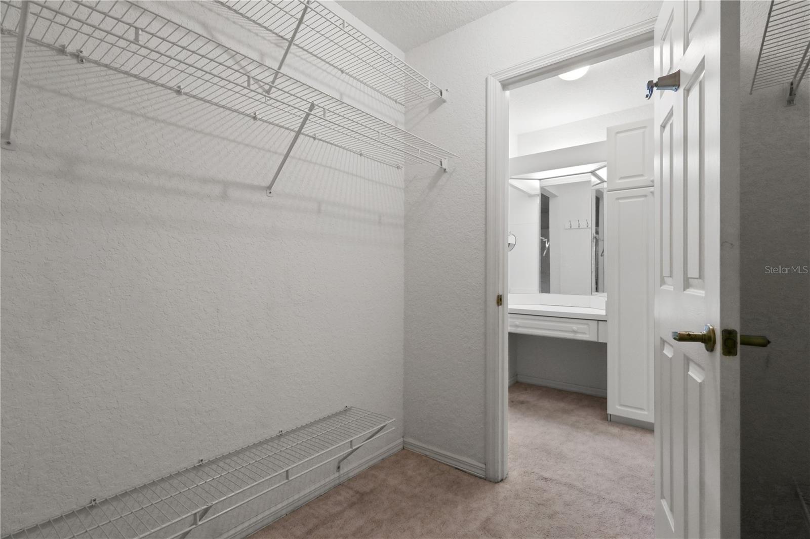 Walk-in Closet