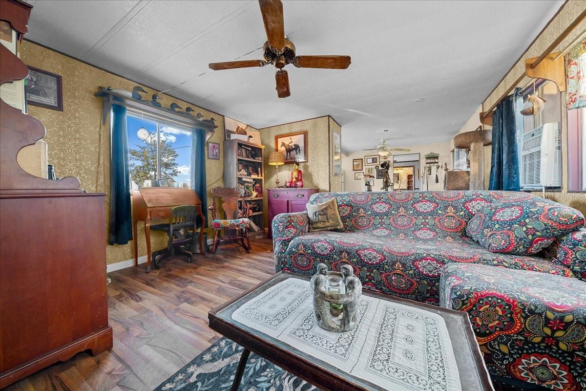 6250 SE 150TH AVENUE, Morriston, FL 32668
