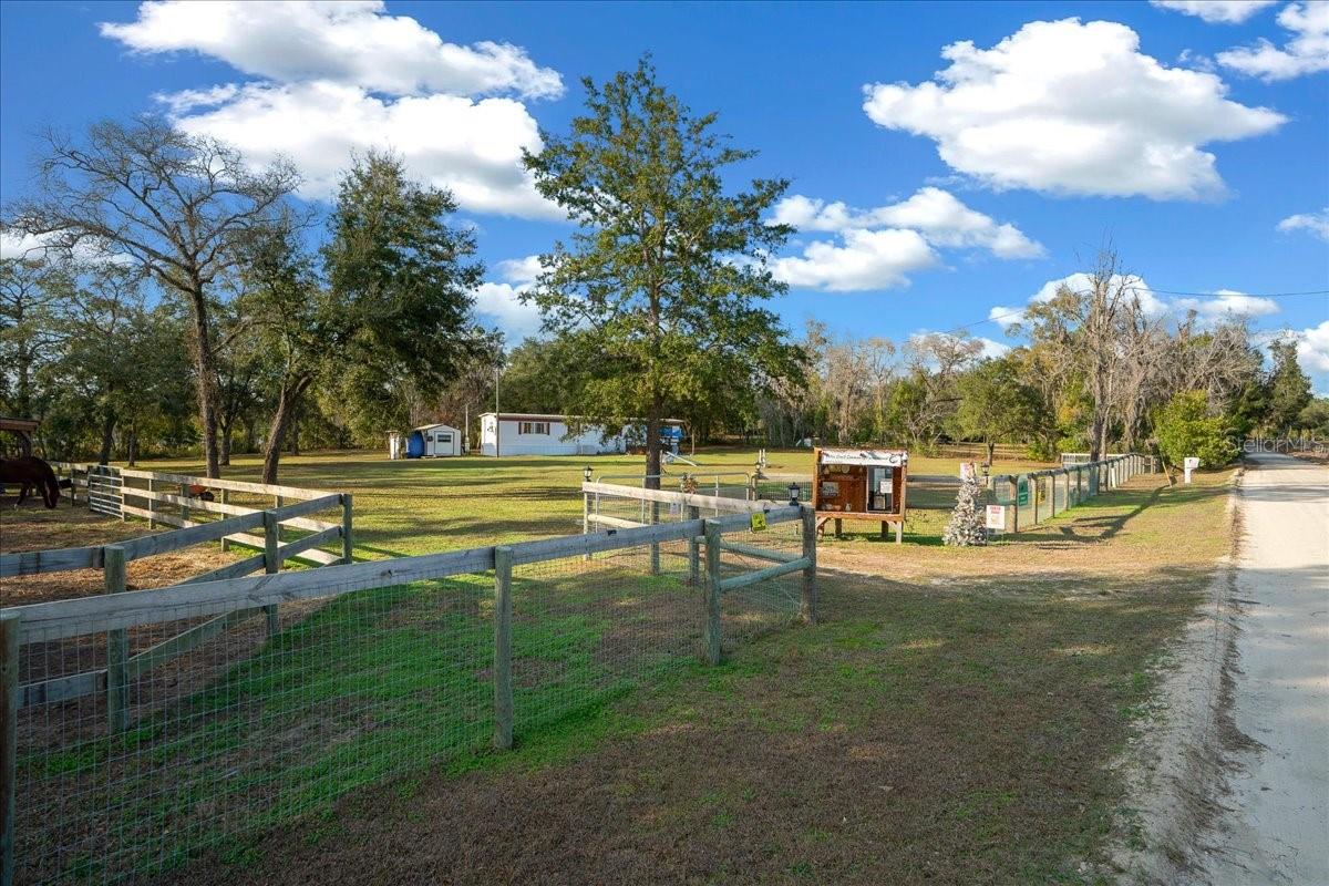 6250 SE 150TH AVENUE, Morriston, FL 32668