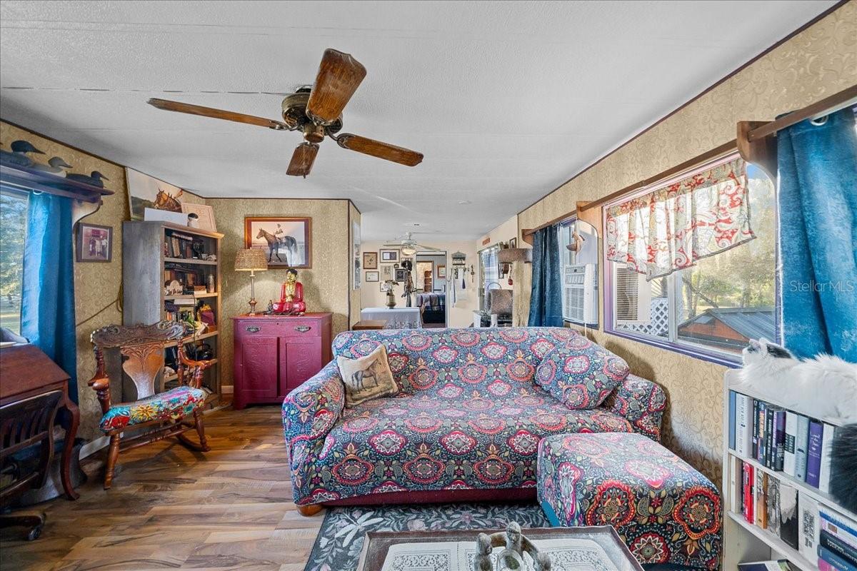 6250 SE 150TH AVENUE, Morriston, FL 32668
