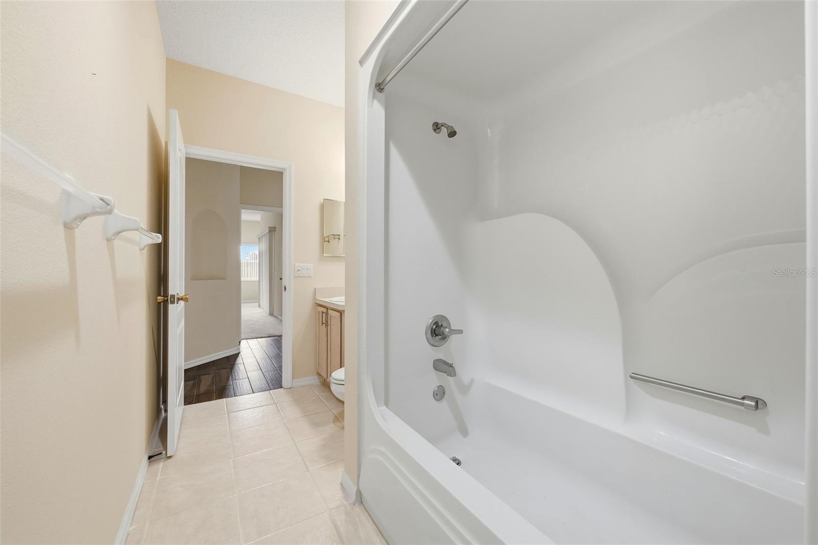 Guest Bath with tub/shower combination