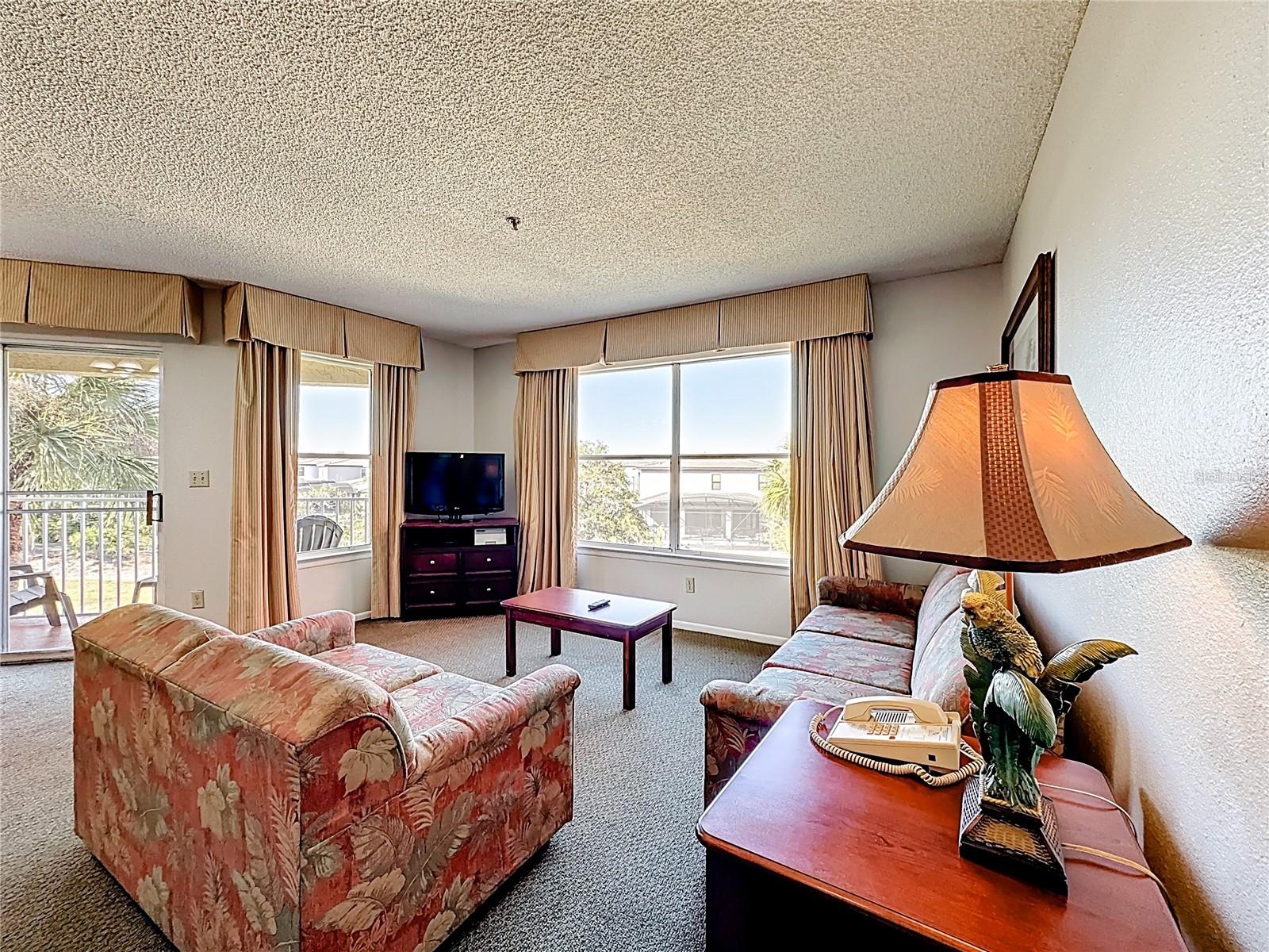 6337 PARC CORNICHE DRIVE, #2304, Orlando, FL 32821