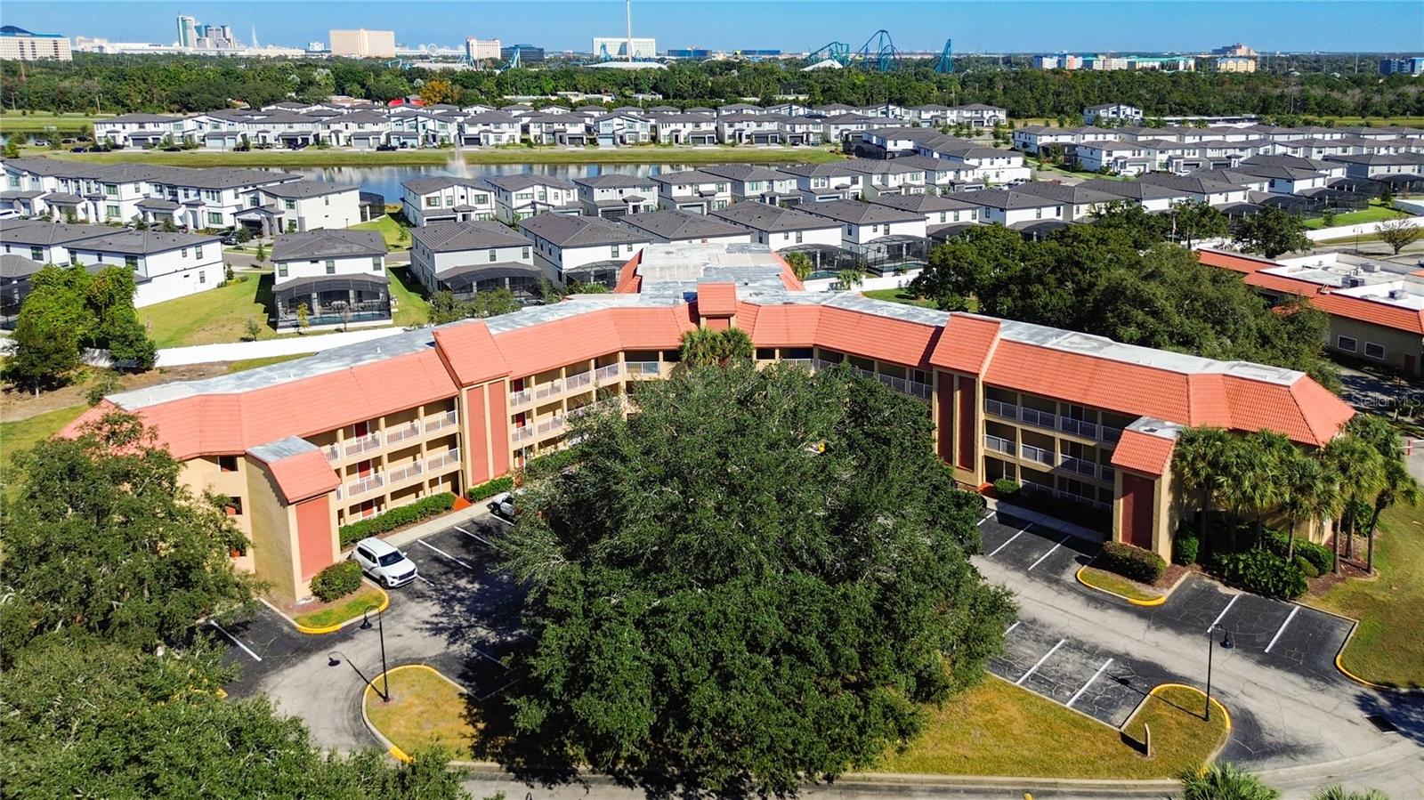 6337 PARC CORNICHE DRIVE, #2304, Orlando, FL 32821