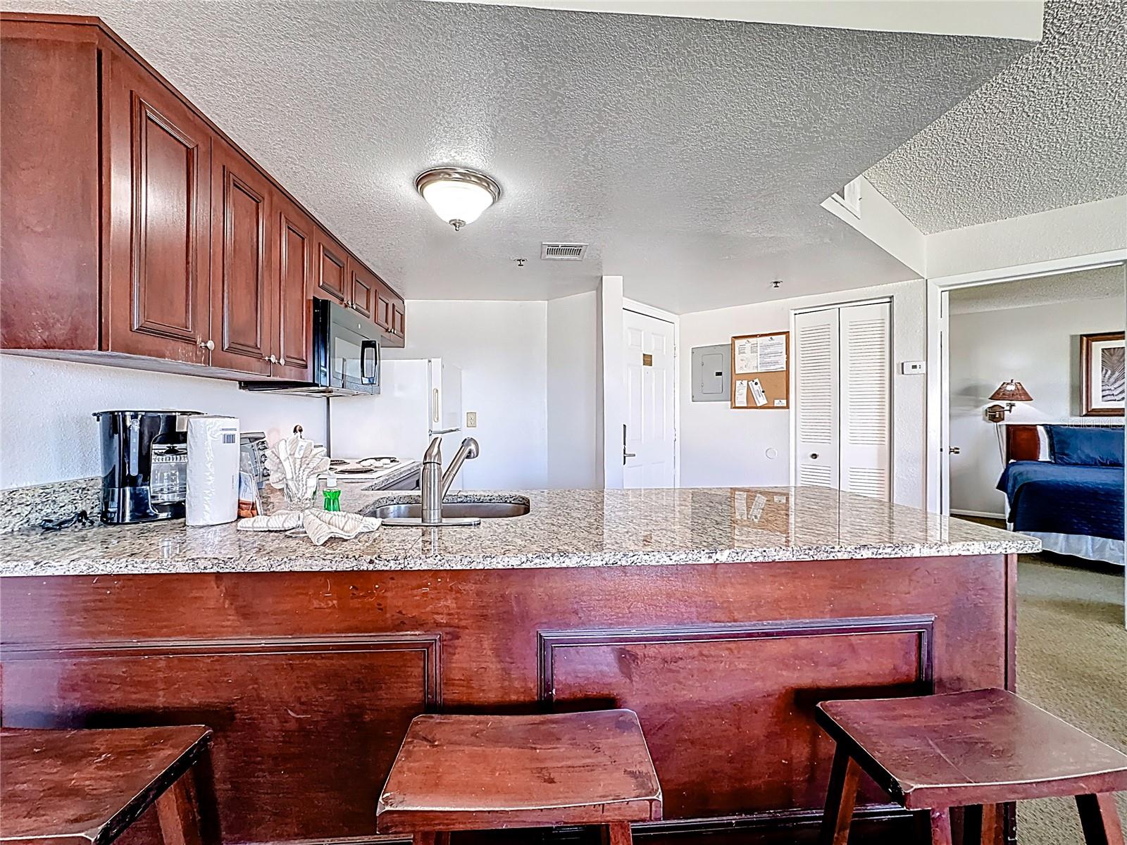 6337 PARC CORNICHE DRIVE, #2304, Orlando, FL 32821
