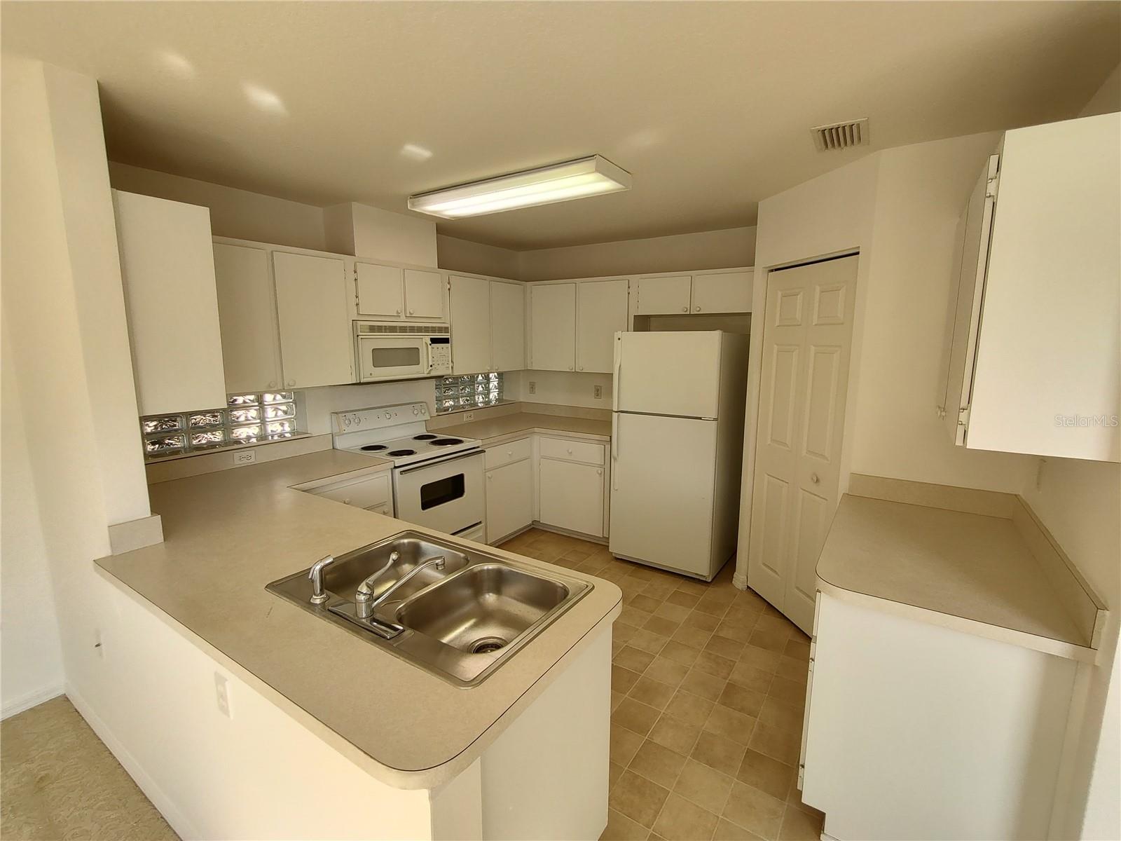 7257 SW 115TH PLACE, Ocala, FL 34476 7257 SW 115TH PLACE, Ocala, FL 34476
