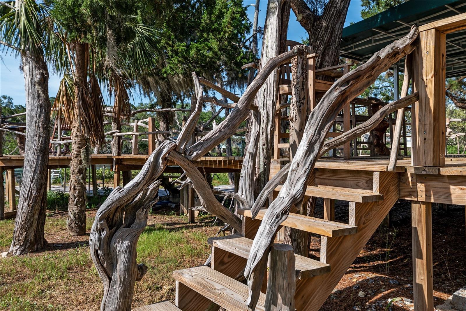 1326 S ESTUARY, Crystal River, FL 34429