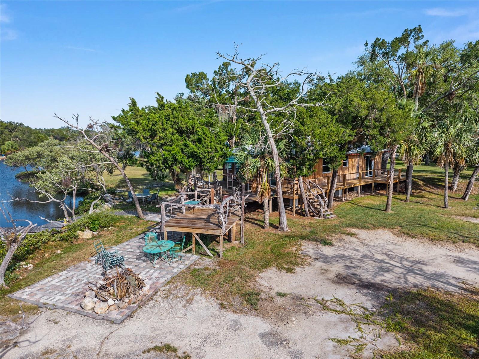 1326 S ESTUARY, Crystal River, FL 34429