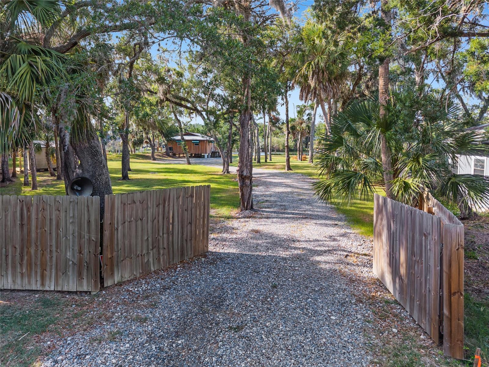 1326 S ESTUARY, Crystal River, FL 34429