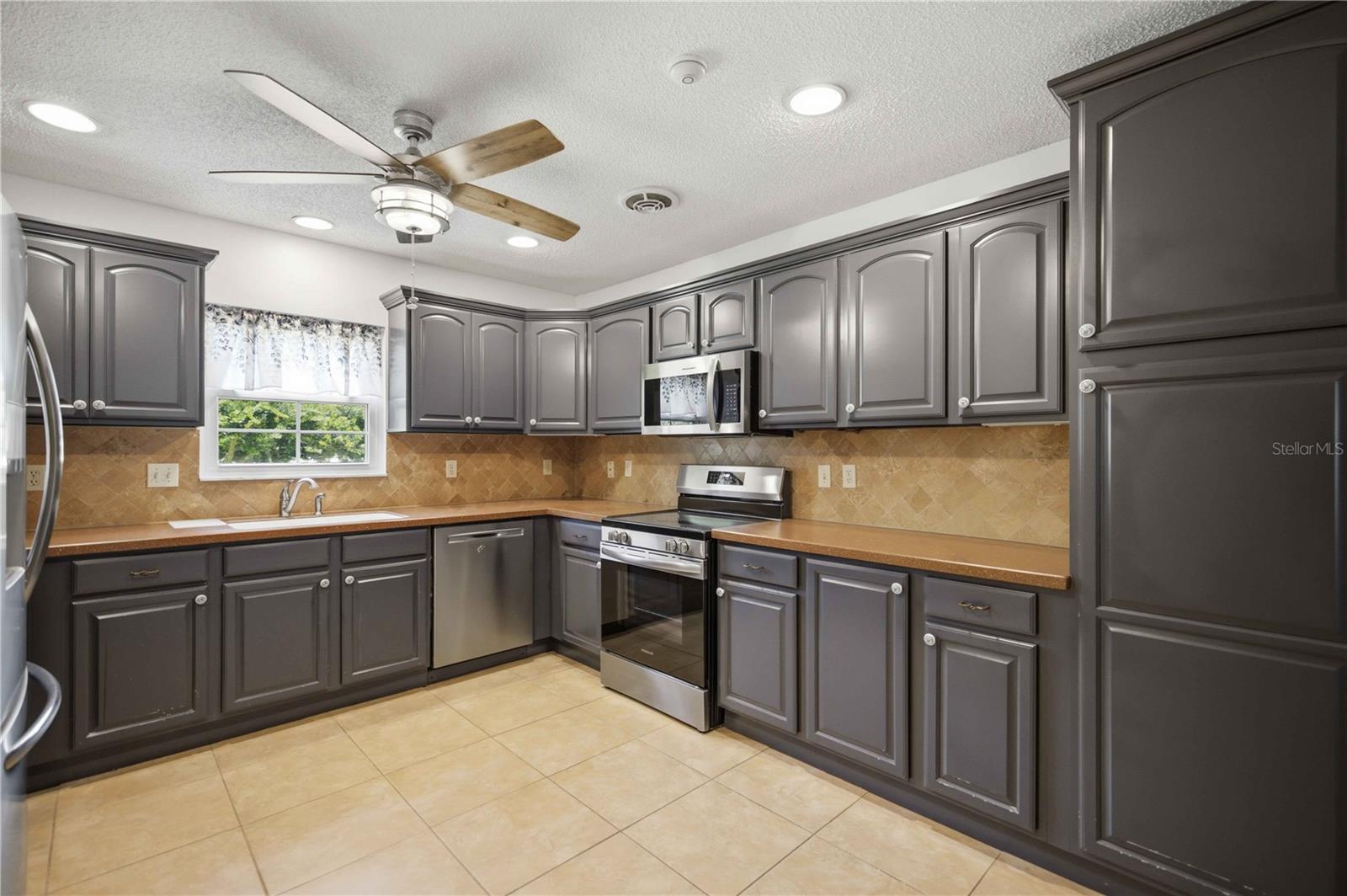 17676 SE 102ND CIRCLE, Summerfield, FL 34491