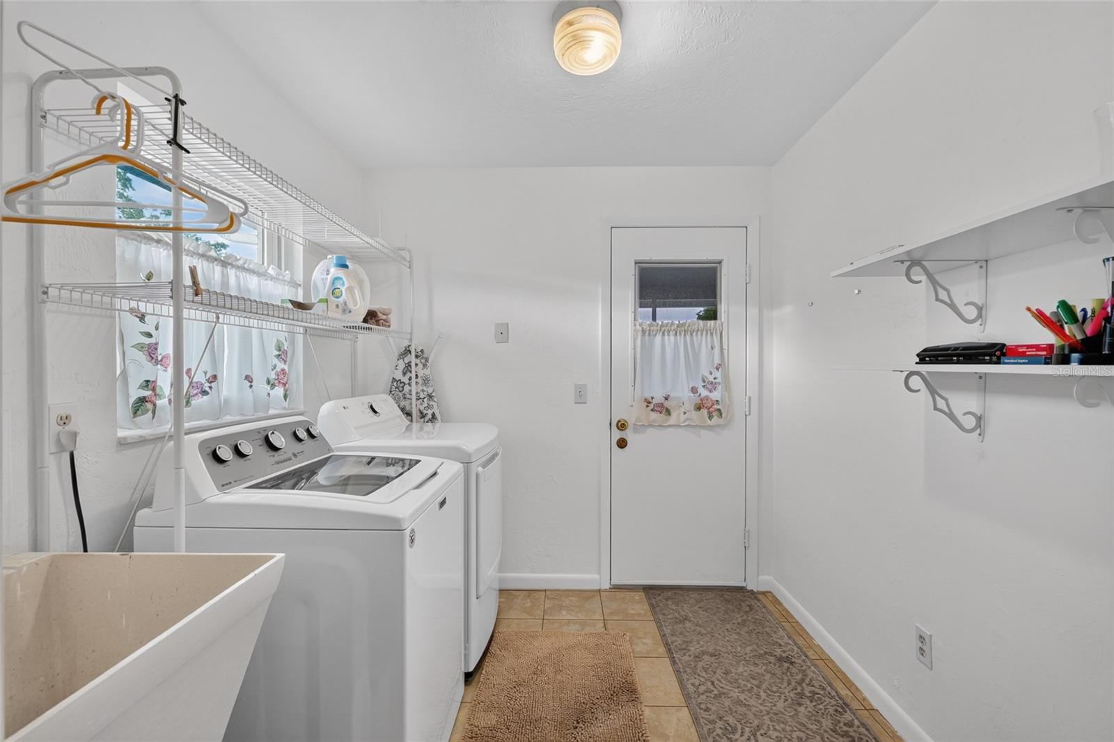 3705 N HONEYLOCUST DRIVE, Beverly Hills, FL 34465