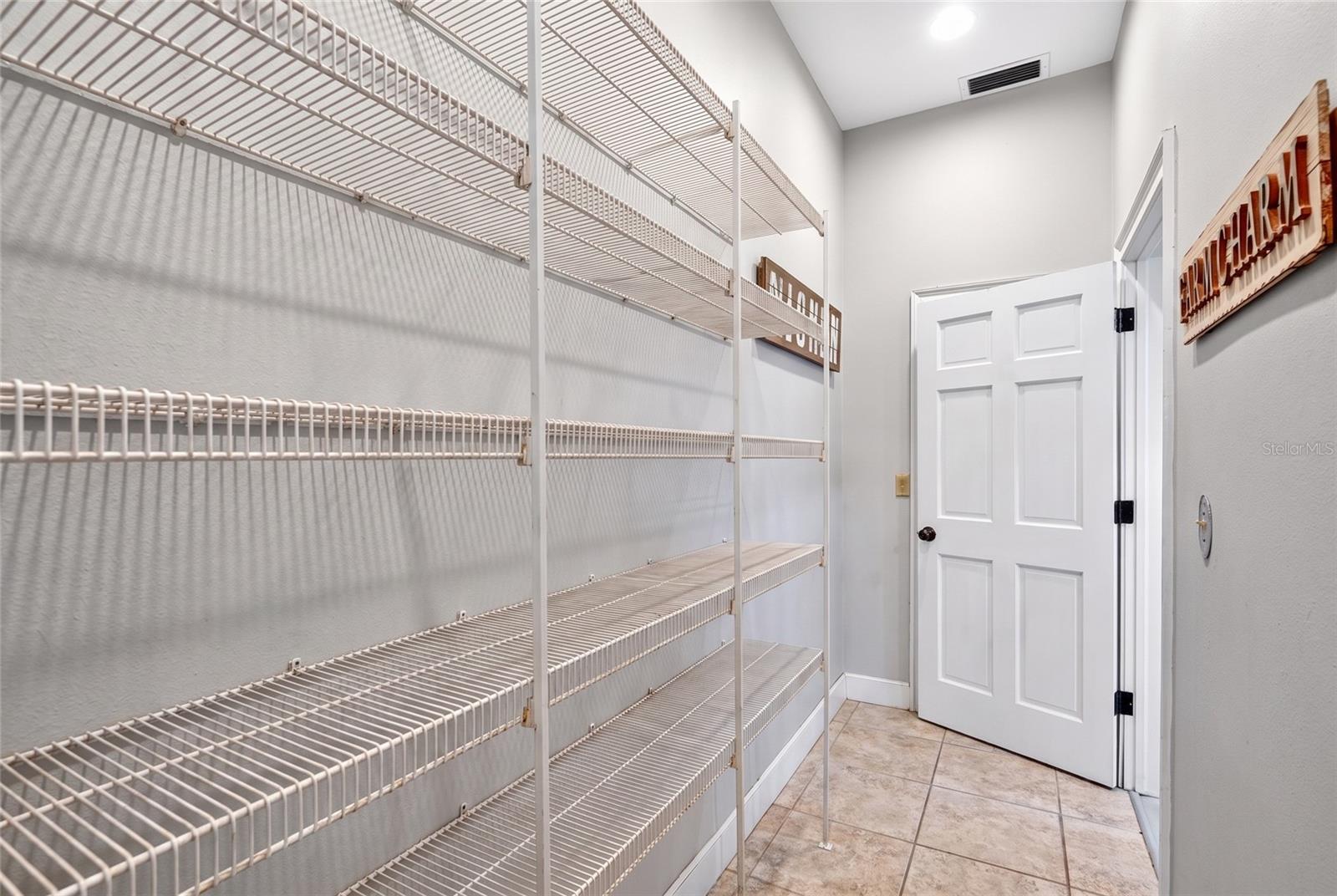 9945 REDS LANE, Clermont, FL 34711