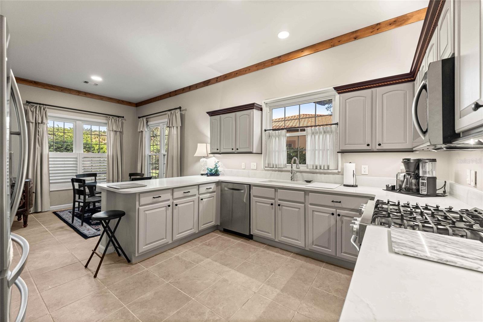 1248 AVENIDA DE LAS CASAS, Lady Lake, FL 32159