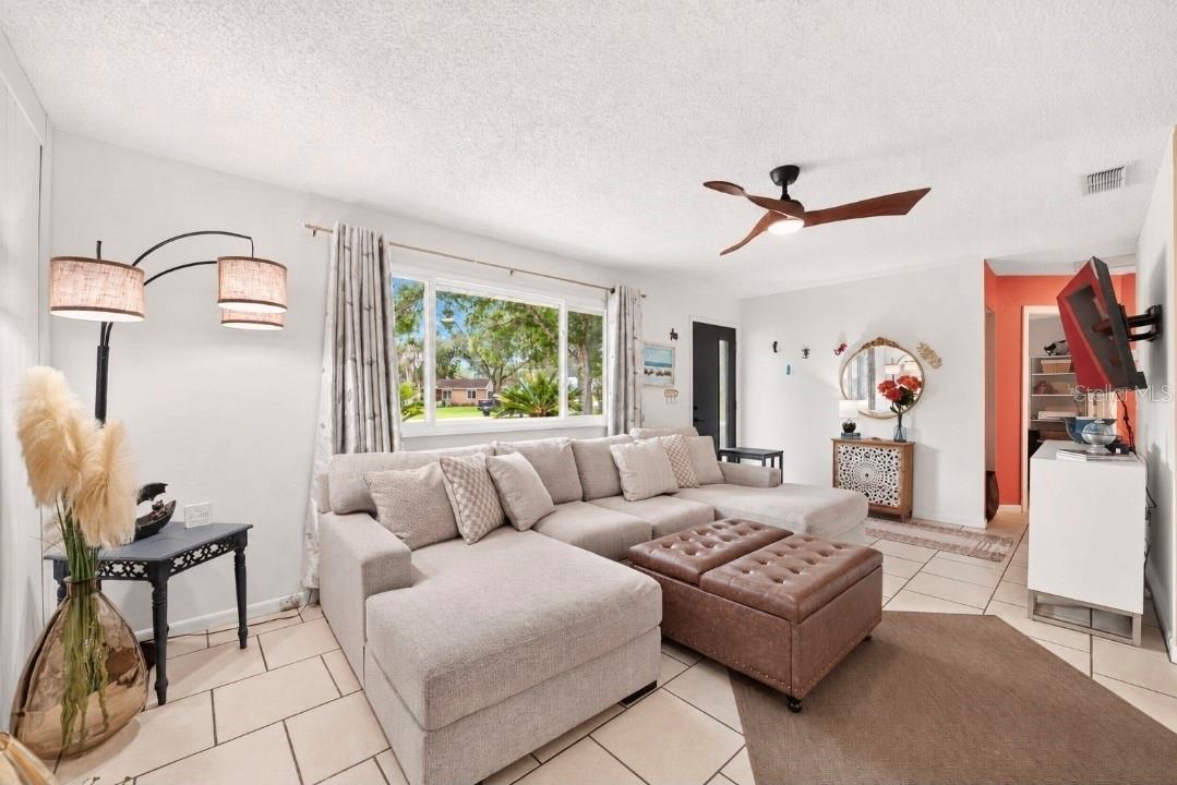 Plenty of space for your big comfy furniture