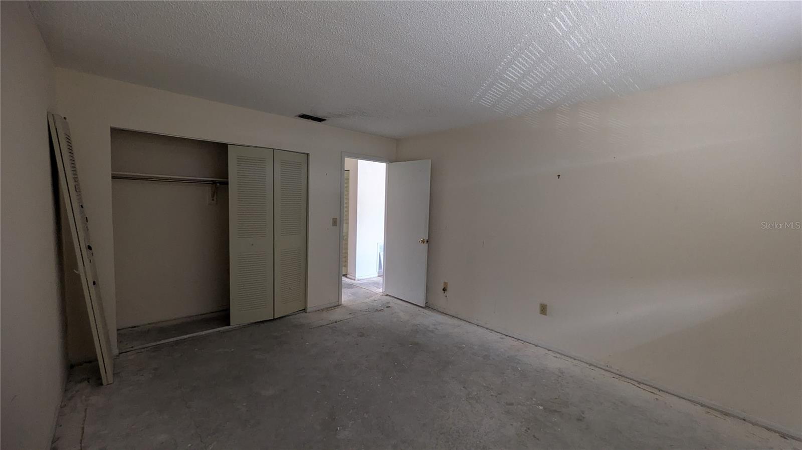 5980 TERRACE PARK DRIVE N, #206, St Petersburg, FL 33709
