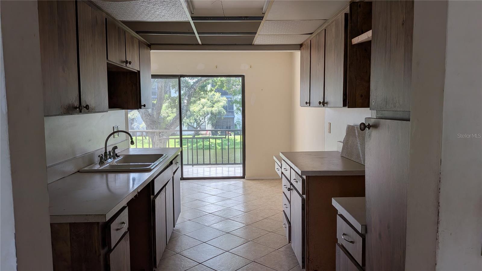 5980 TERRACE PARK DRIVE N, #206, St Petersburg, FL 33709