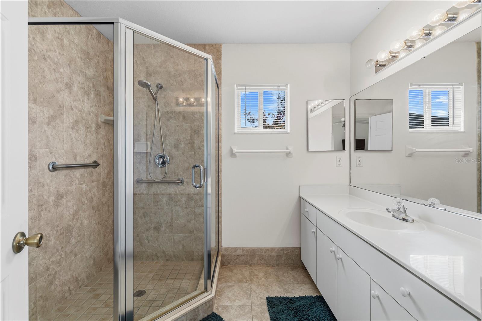 Primary En-Suite