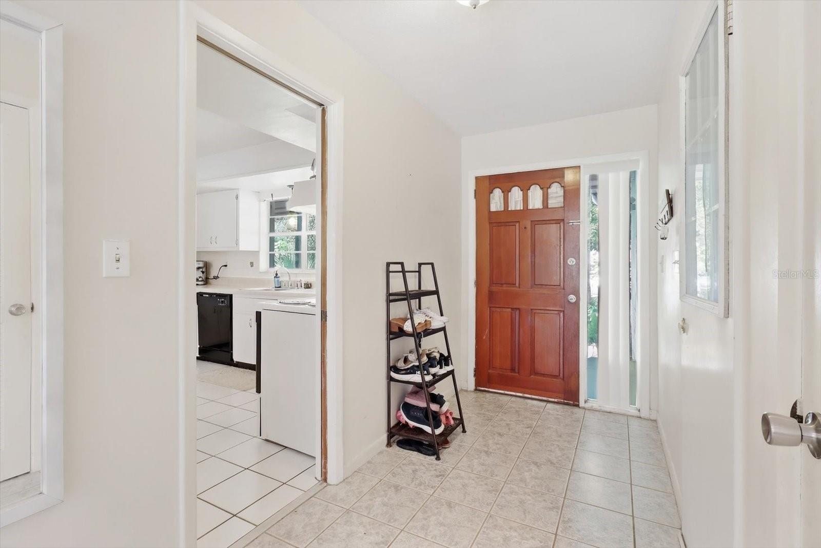 937 N MCGOWAN AVENUE, Crystal River, FL 34429 937 N MCGOWAN AVENUE, Crystal River, FL 34429