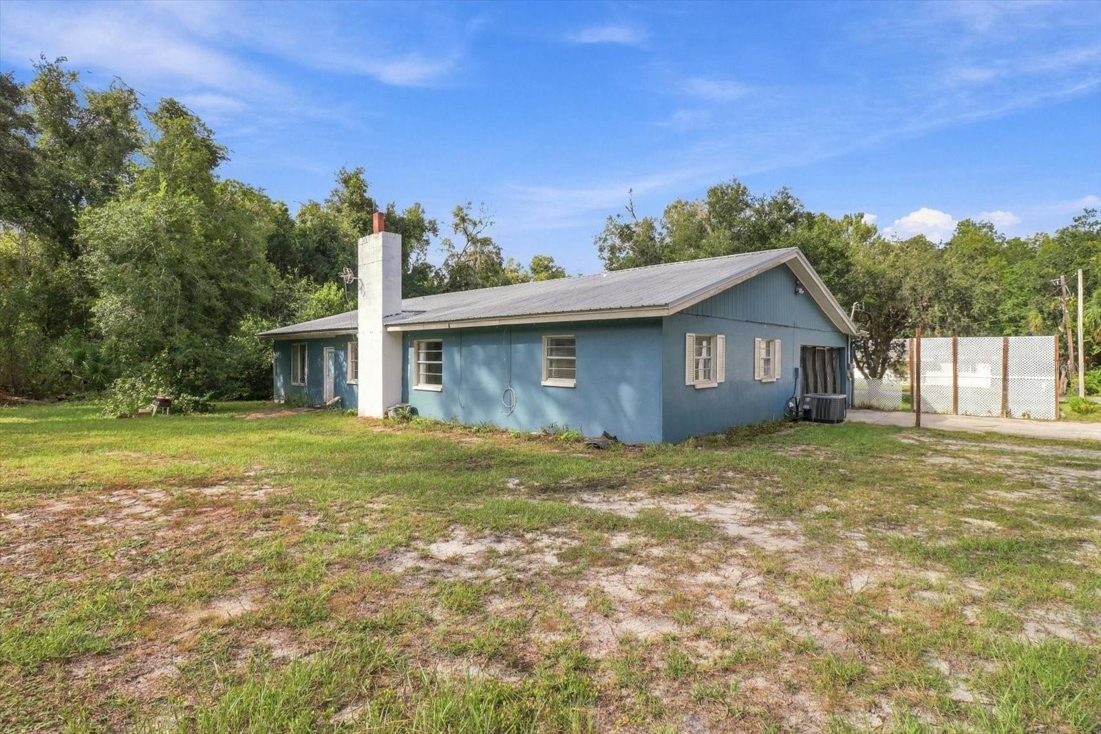 937 N MCGOWAN AVENUE, Crystal River, FL 34429