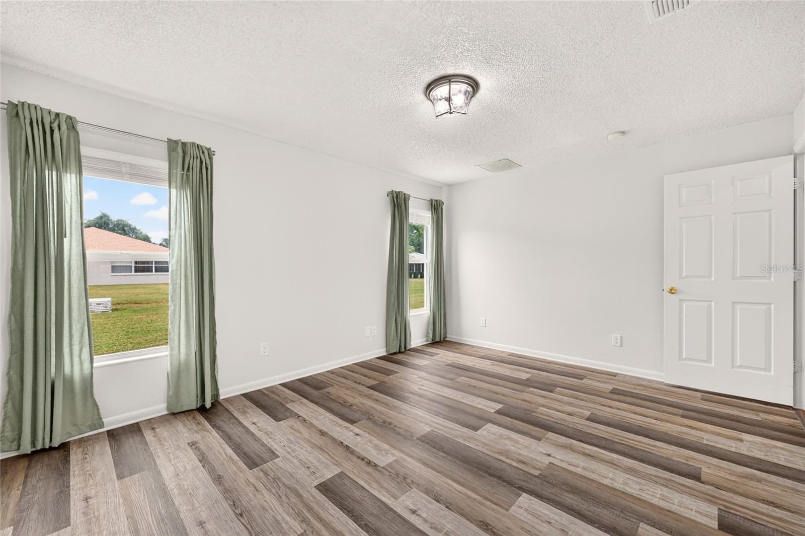 9469 SW 93RD LOOP, Ocala, FL 34481