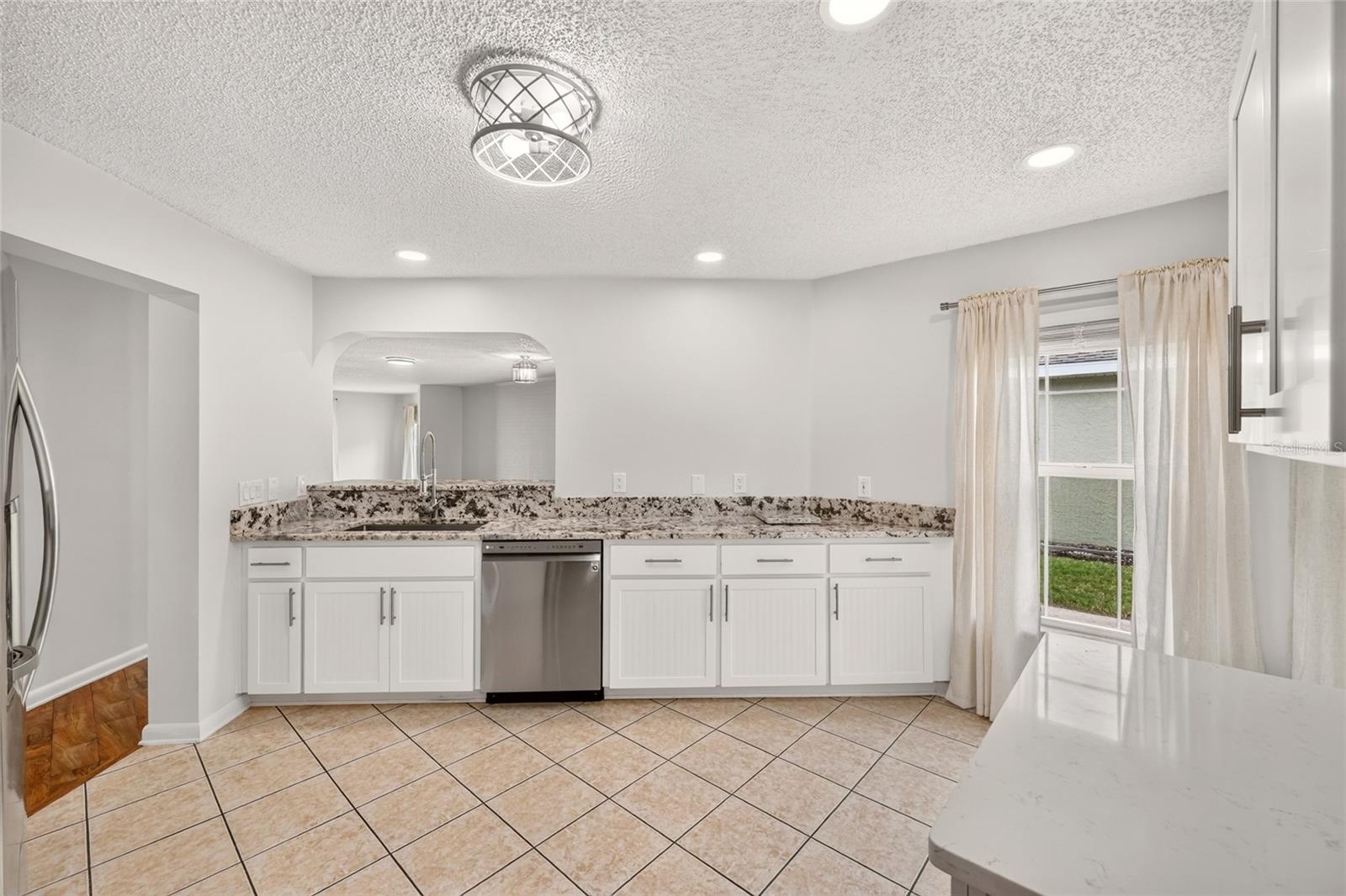 9469 SW 93RD LOOP, Ocala, FL 34481