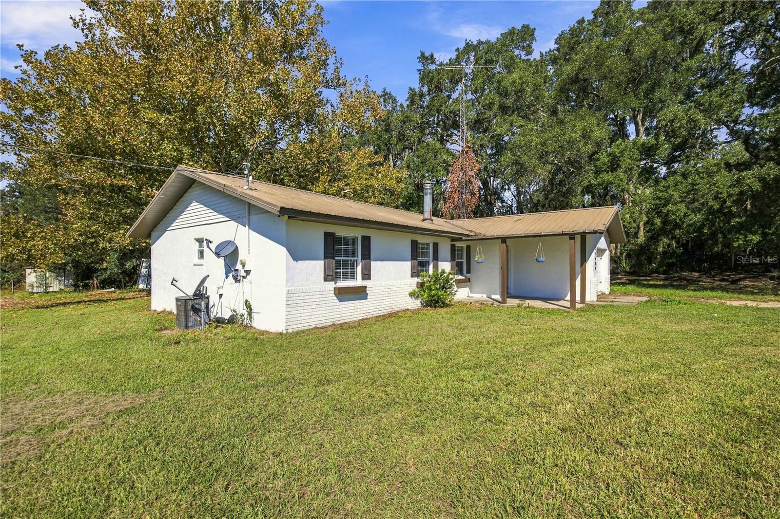 15600 NE JACKSONVILLE ROAD, Citra, FL 32113