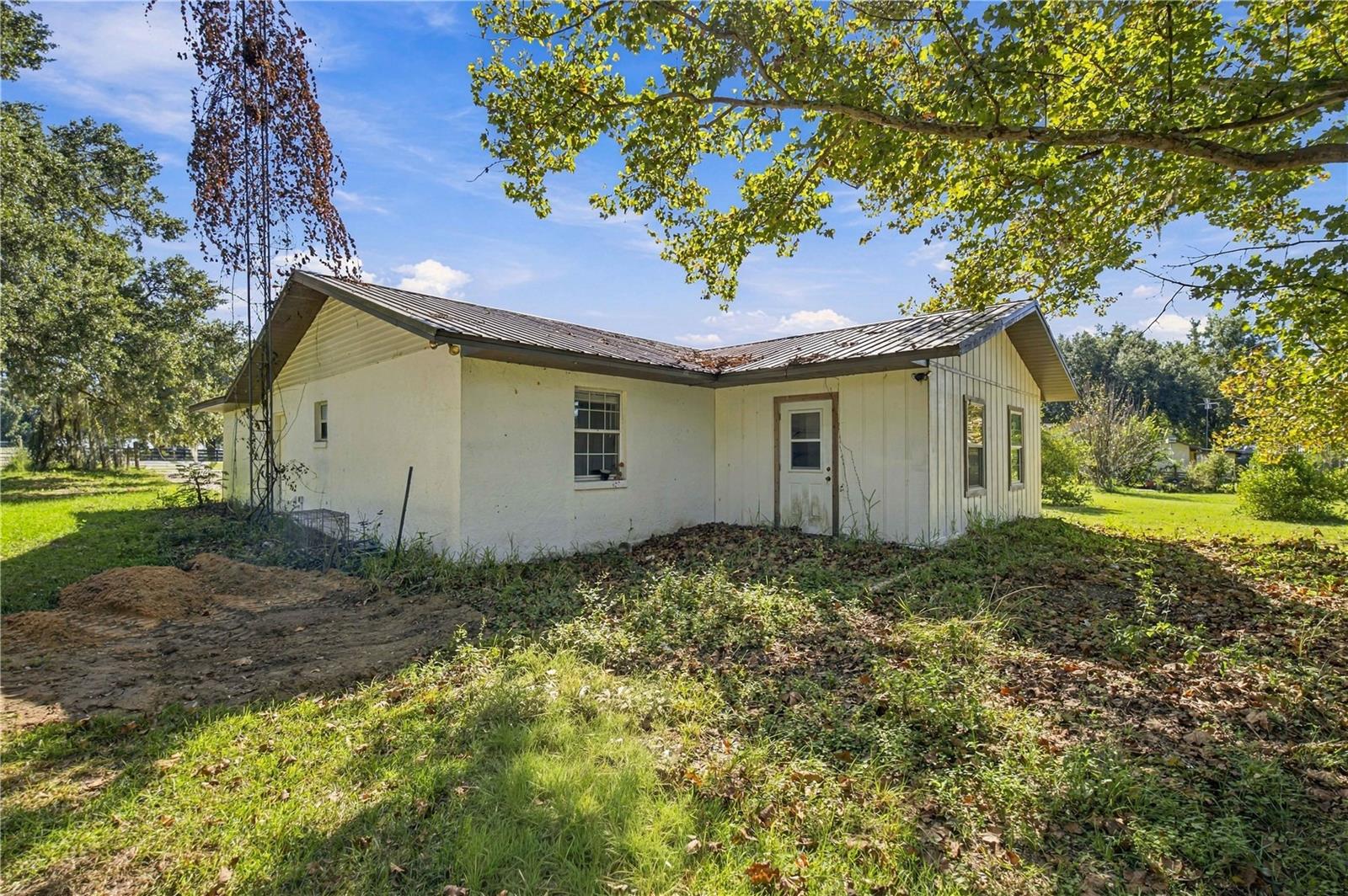 15600 NE JACKSONVILLE ROAD, Citra, FL 32113