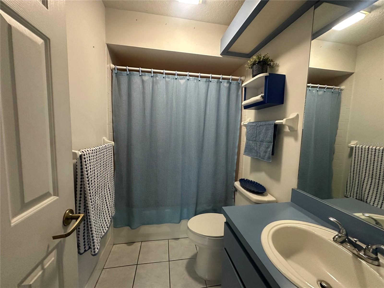2nd Bathroom