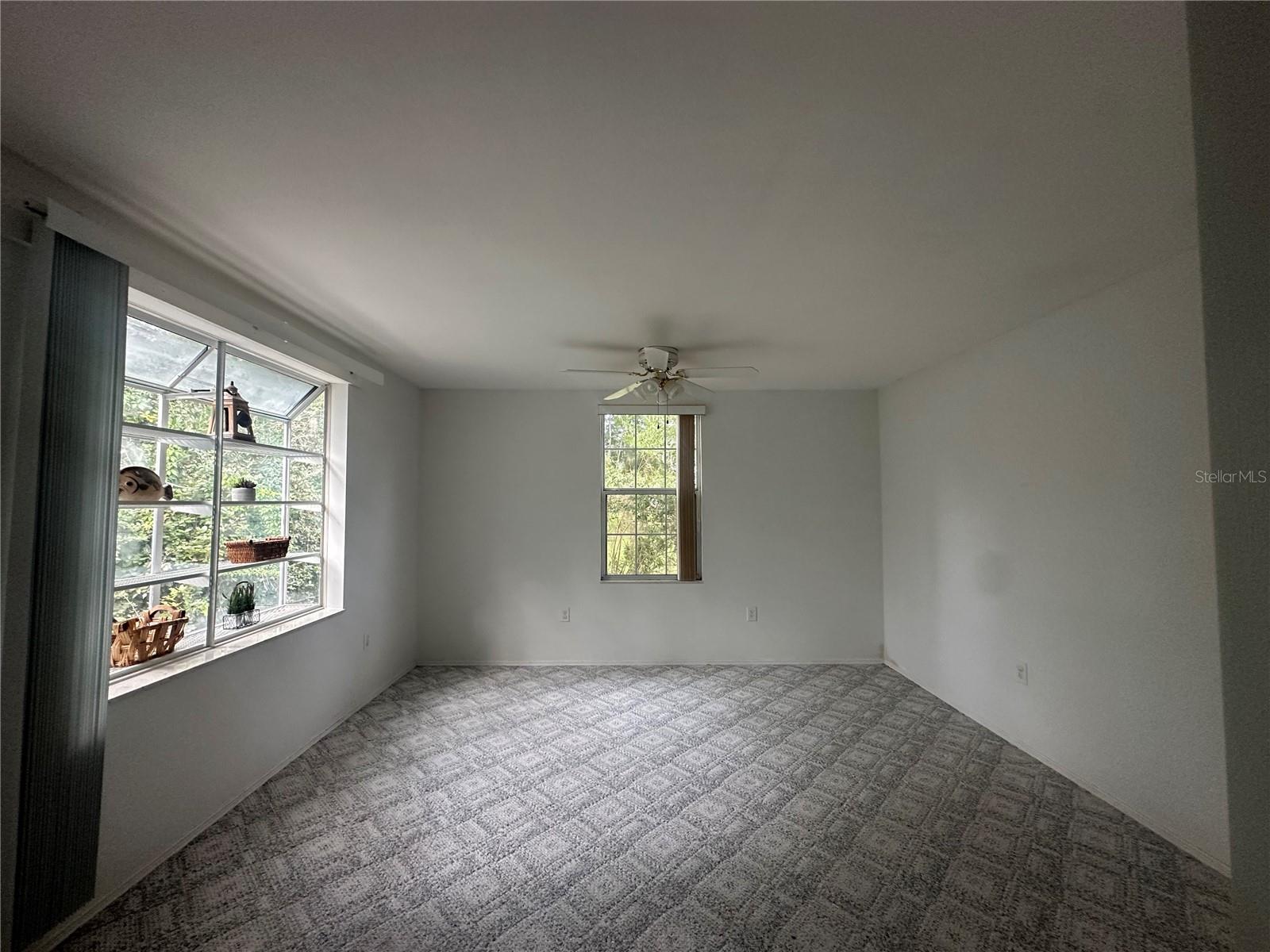 Master Sitting room with Garden Window