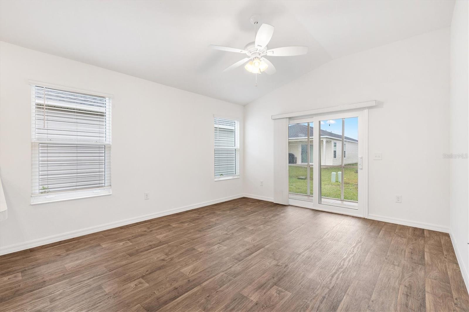 6225 DINGMAN WAY, The Villages, FL 32163