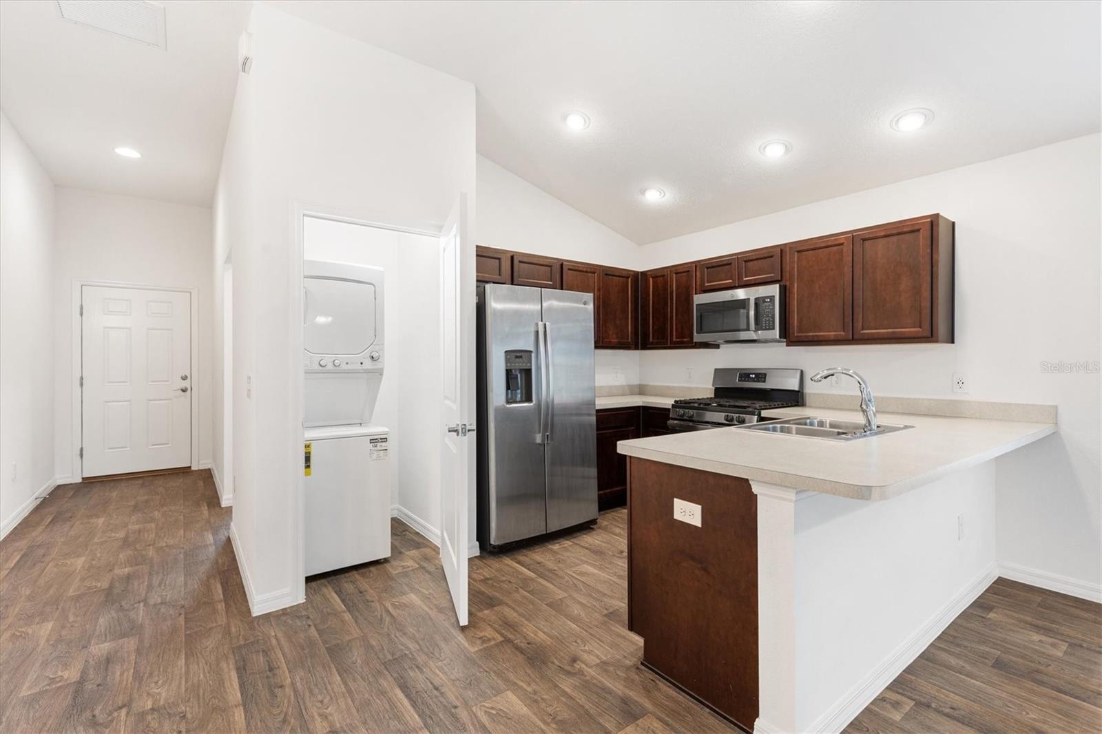 6225 DINGMAN WAY, The Villages, FL 32163