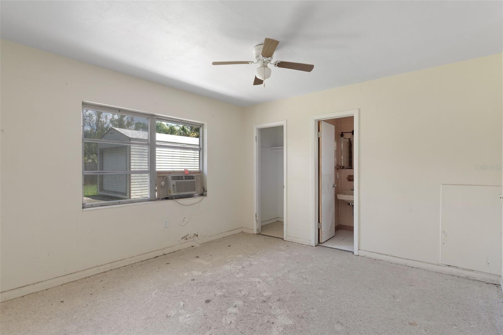 149 & 151 SE PARADISE POINT ROAD, Crystal River, FL 34429