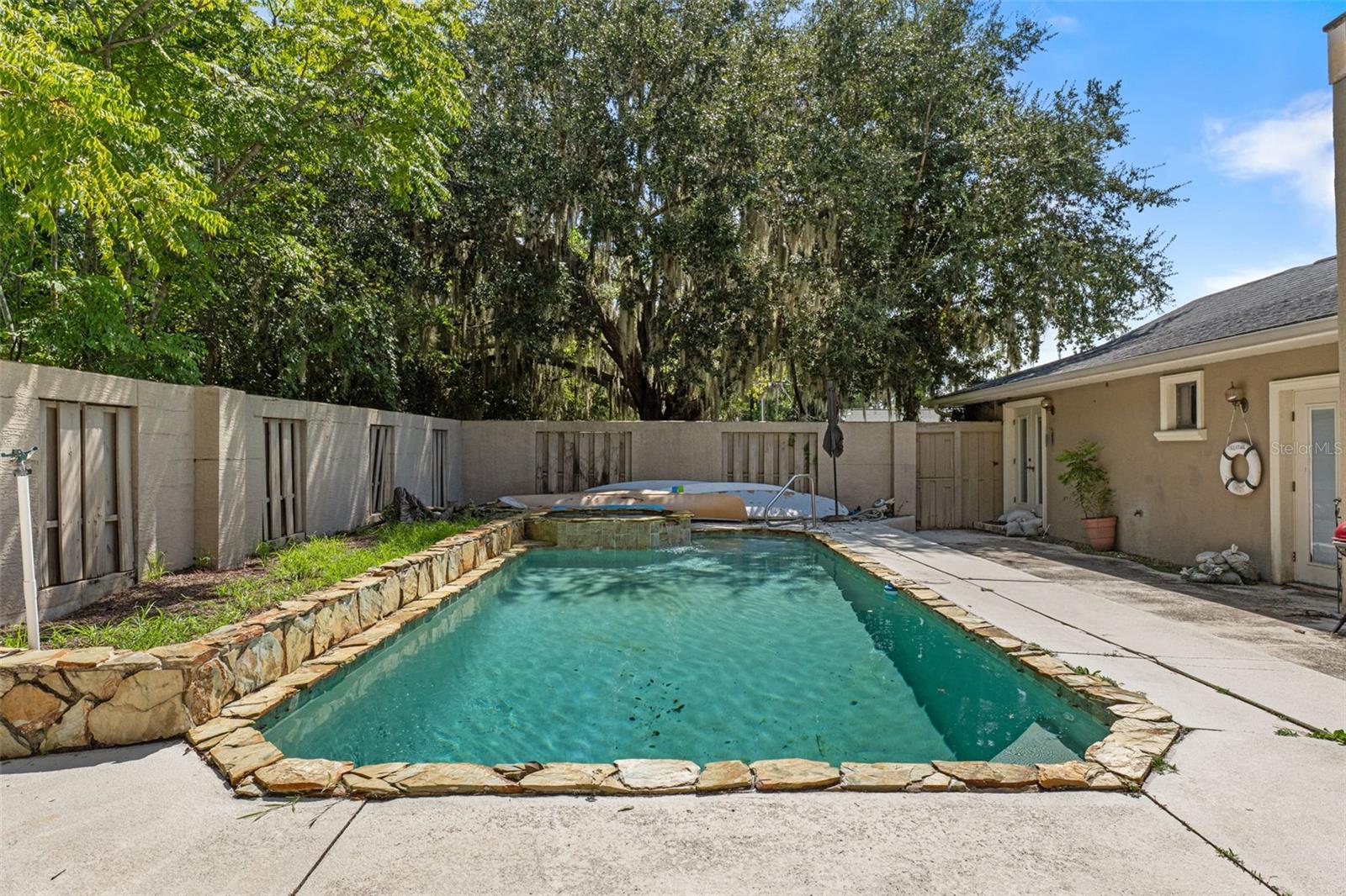 149 & 151 SE PARADISE POINT ROAD, Crystal River, FL 34429
