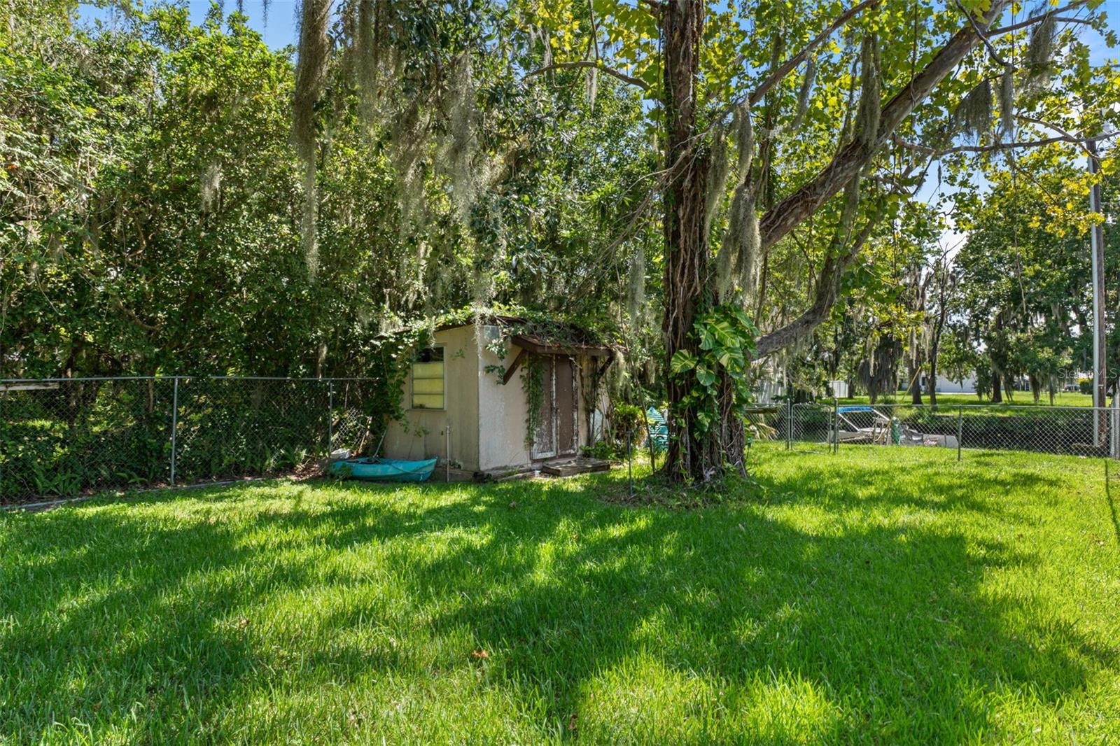 149 & 151 SE PARADISE POINT ROAD, Crystal River, FL 34429