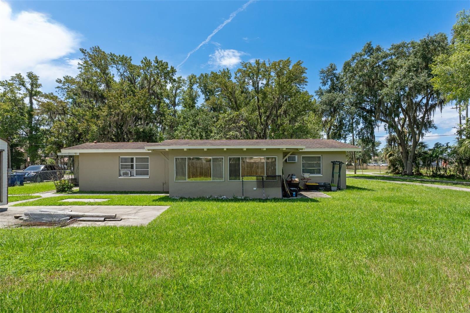 149 & 151 SE PARADISE POINT ROAD, Crystal River, FL 34429