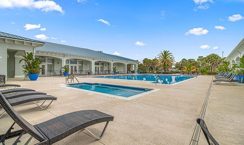 1 of the many Community Pools