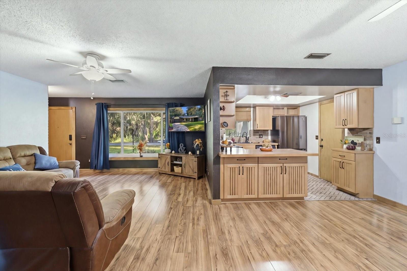 Open Floor Plan Family/Dining/Kitchen