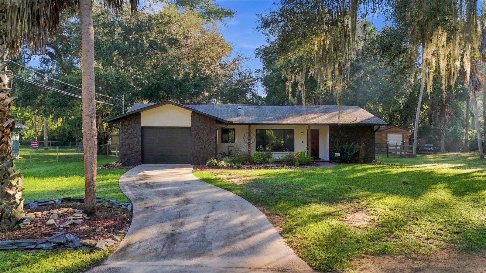 11129 W CEDAR LAKE DRIVE, Crystal River, FL 34428