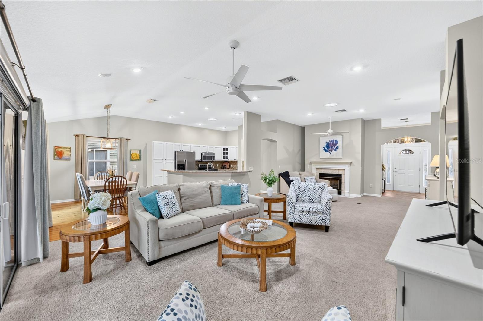 1177 OAK FOREST DRIVE, The Villages, FL 32162