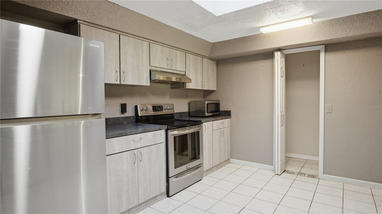 10012 N TALL PINES TERRACE, Dunnellon, FL 34434