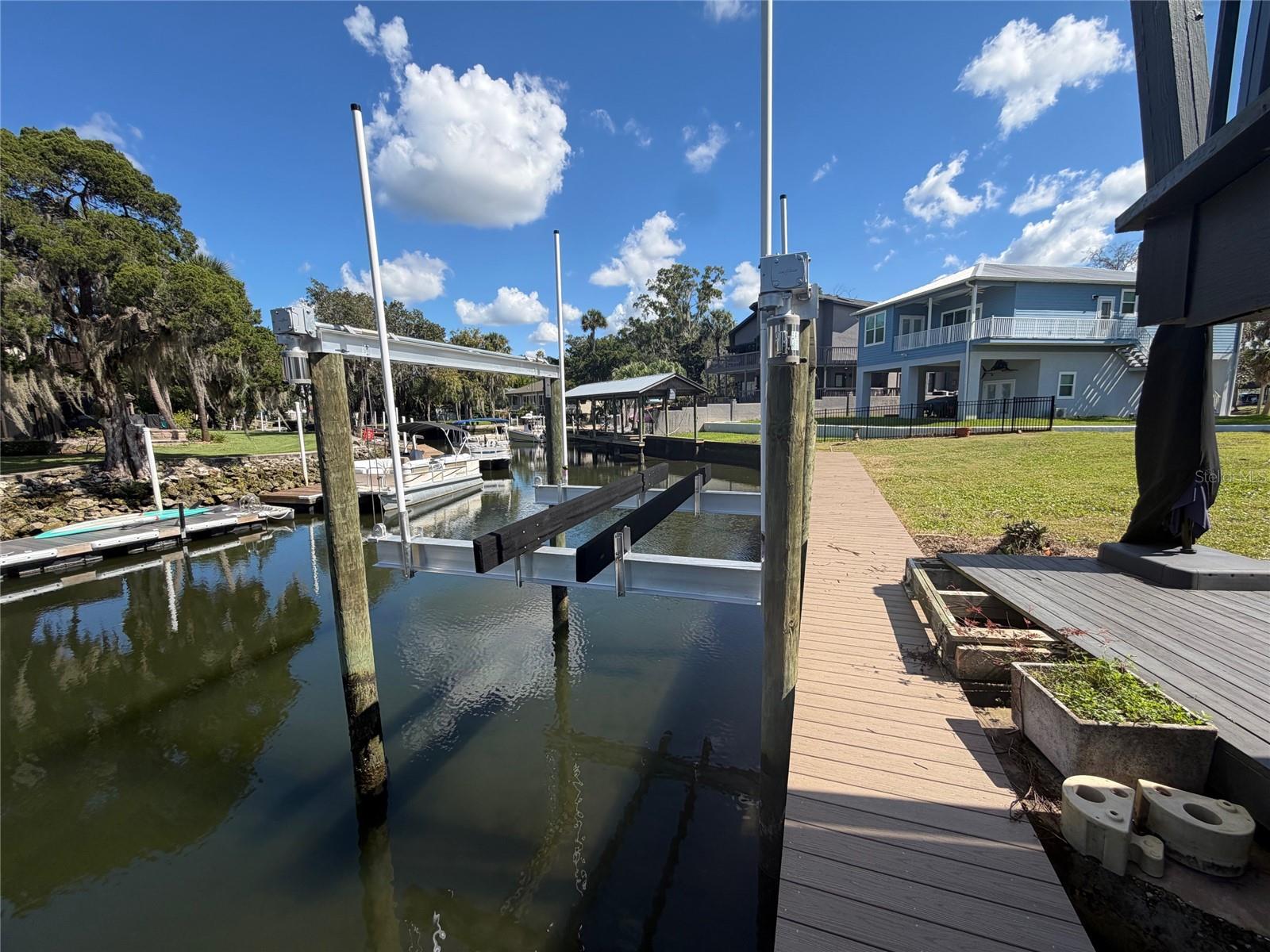 1924 SE 3RD COURT, Crystal River, FL 34429