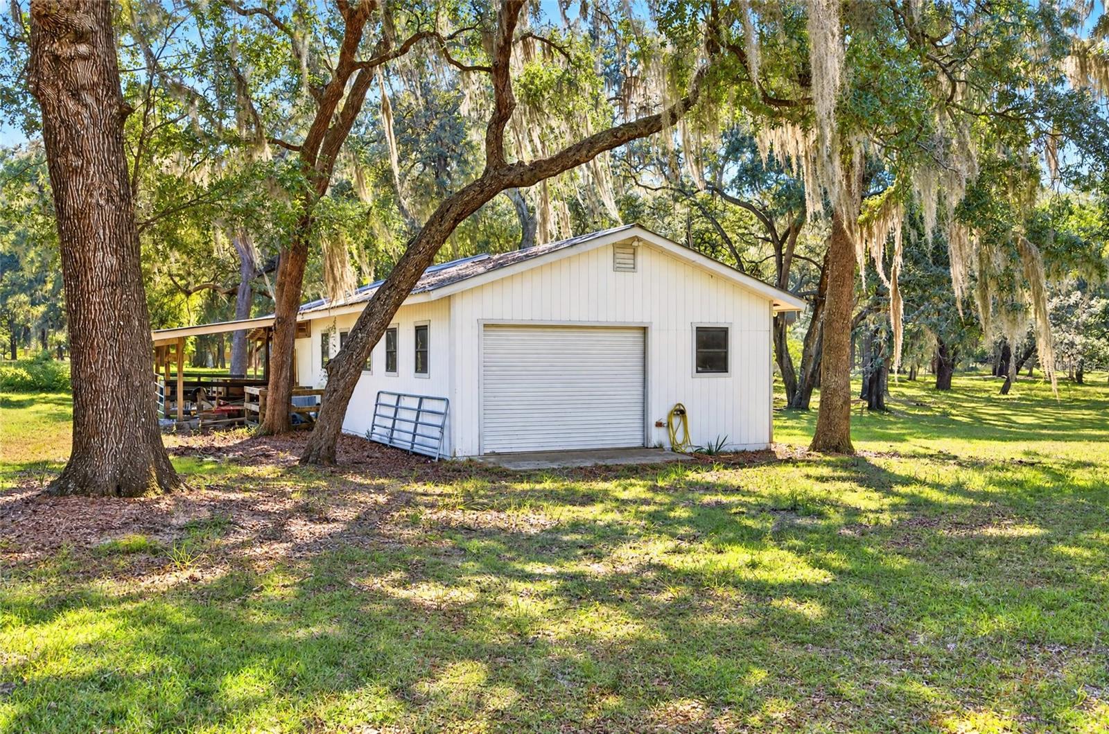 2750 NE 175TH STREET ROAD, Citra, FL 32113