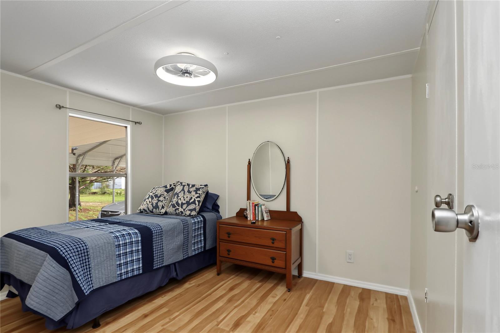 Back bedroom