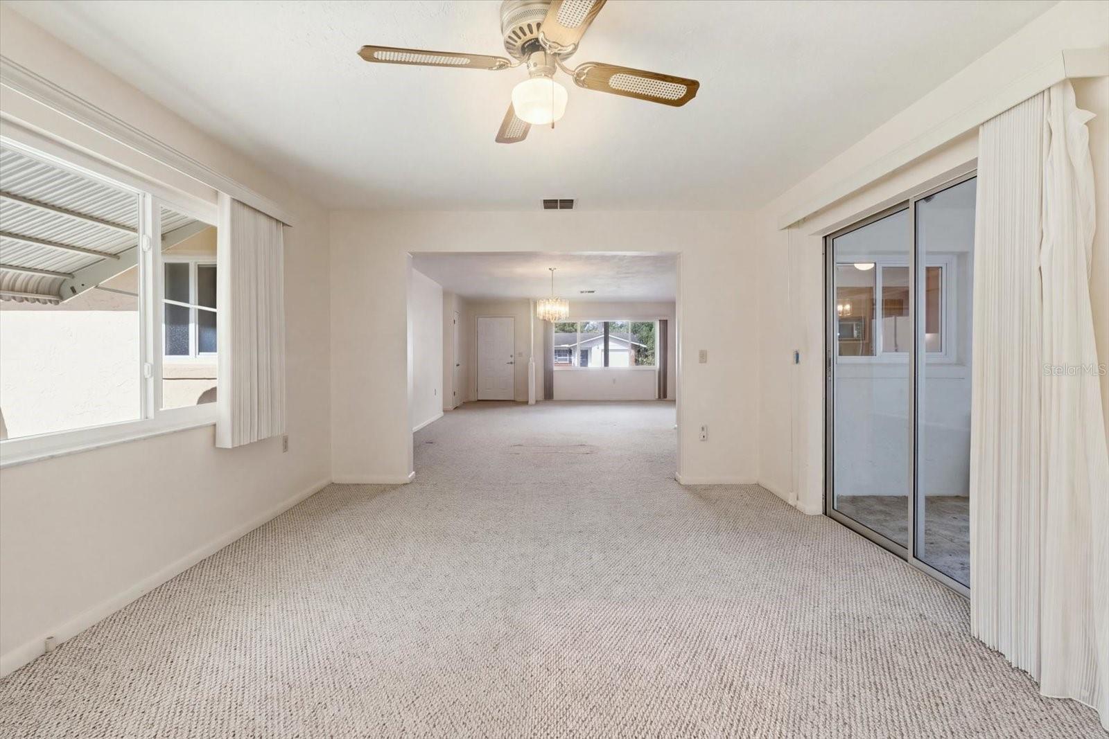 12 NEW FLORIDA AVENUE, Beverly Hills, FL 34465