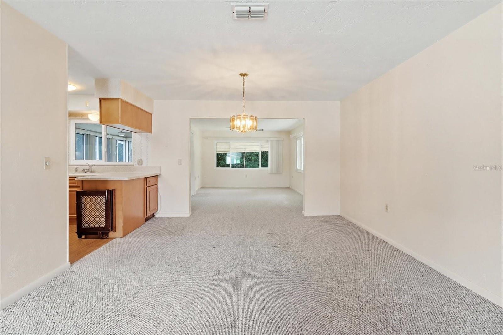 12 NEW FLORIDA AVENUE, Beverly Hills, FL 34465