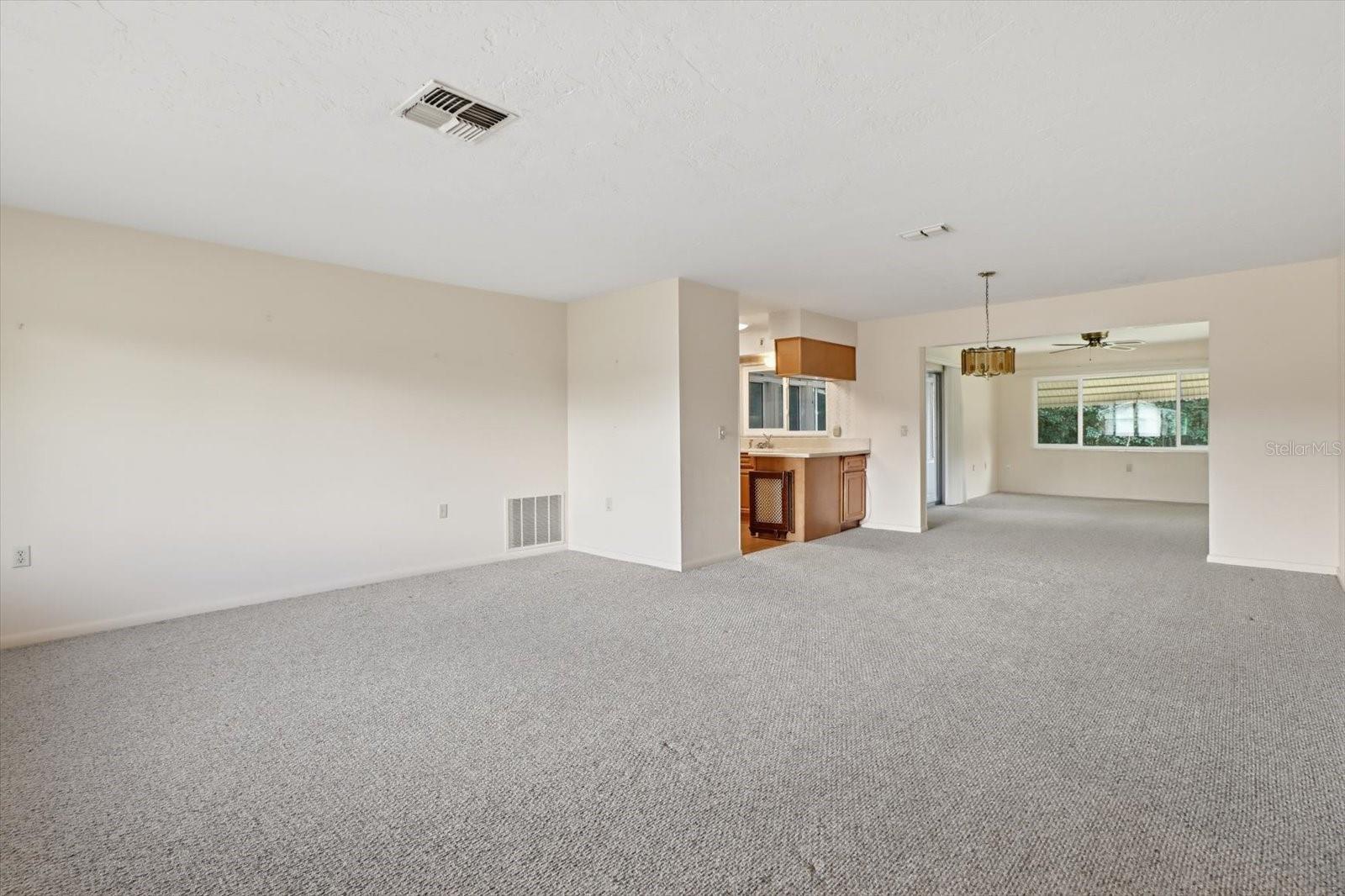 12 NEW FLORIDA AVENUE, Beverly Hills, FL 34465
