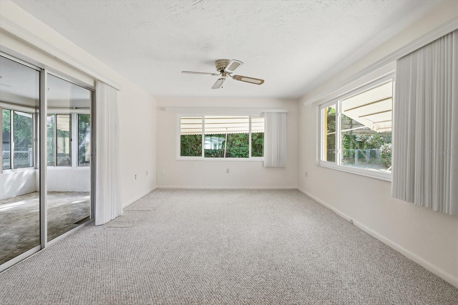 12 NEW FLORIDA AVENUE, Beverly Hills, FL 34465