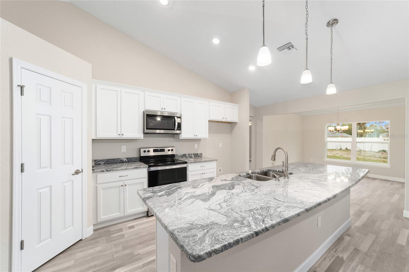 8438 SW 134TH AVENUE, Dunnellon, FL 34432