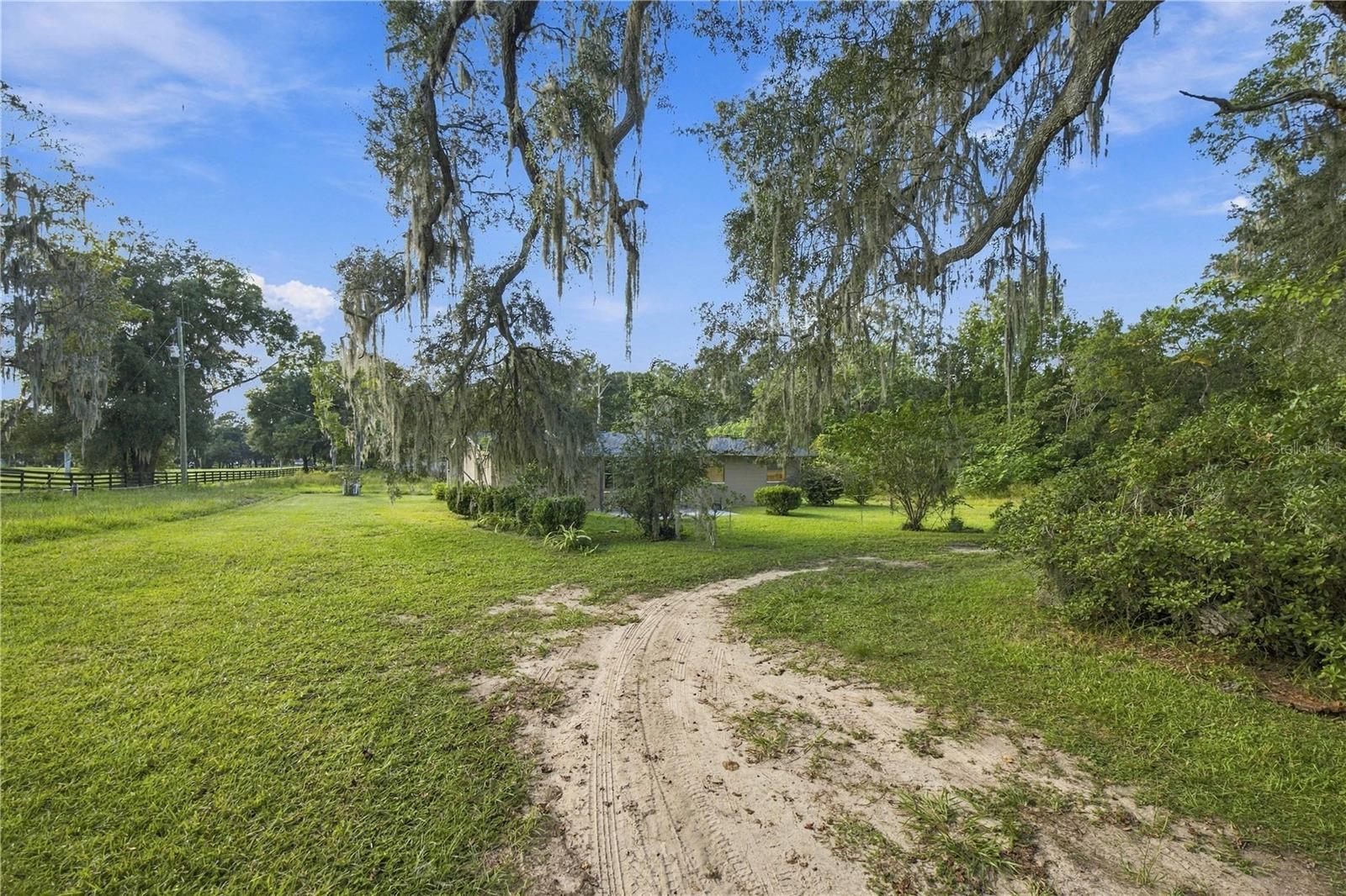 6404 SW 9 AVENUE, Ocala, FL 34471